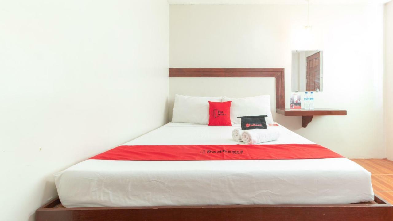 Hotel Reddoorz @ Paterno Street Tacloban Exteriér fotografie