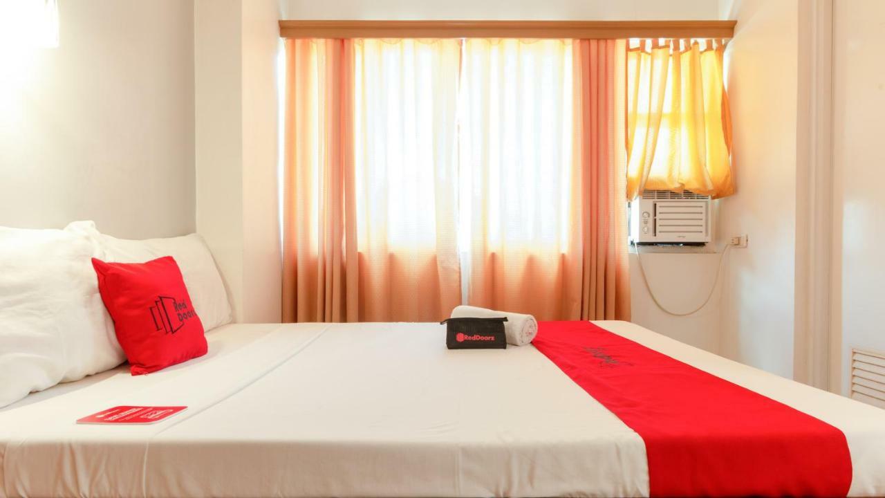Hotel Reddoorz @ Paterno Street Tacloban Exteriér fotografie