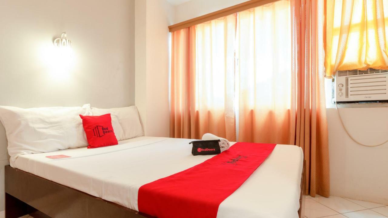 Hotel Reddoorz @ Paterno Street Tacloban Exteriér fotografie